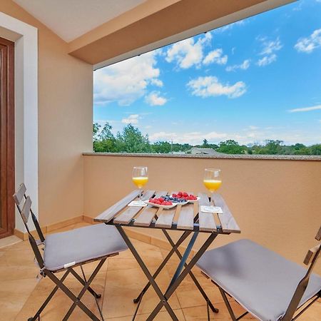 Villa Bartona For 8 Persons With Private Swimmingpool PUY 외부 사진