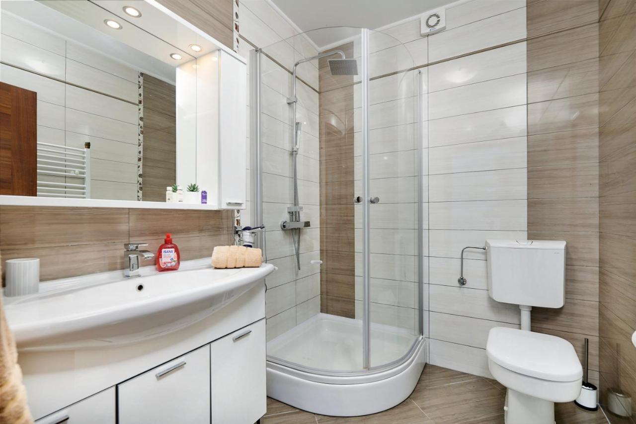 Villa Bartona For 8 Persons With Private Swimmingpool PUY 외부 사진