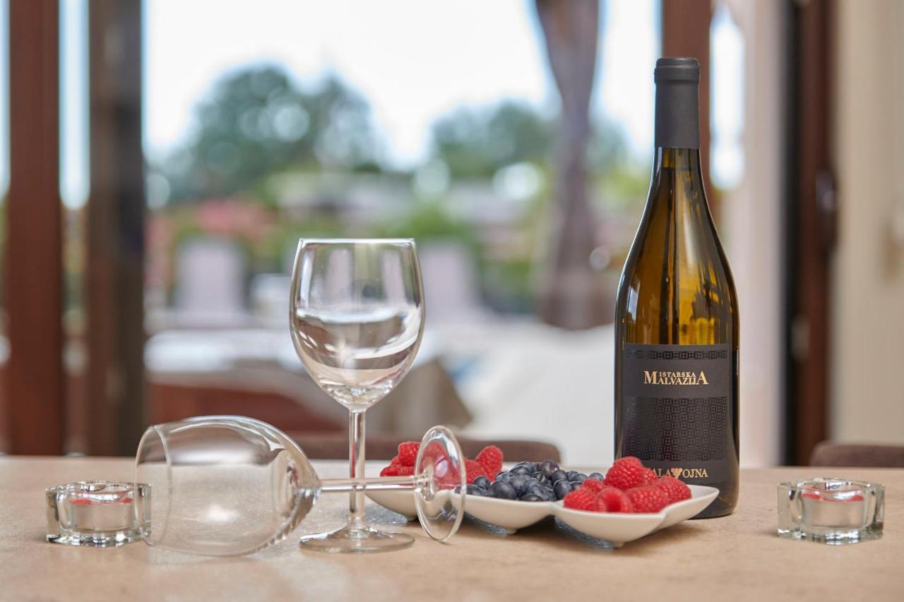 Villa Bartona For 8 Persons With Private Swimmingpool PUY 외부 사진
