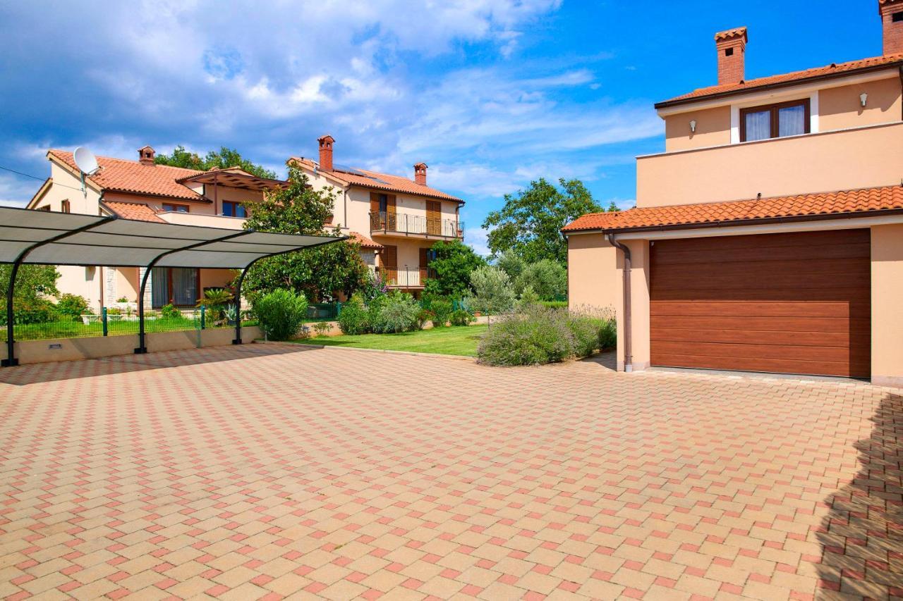 Villa Bartona For 8 Persons With Private Swimmingpool PUY 외부 사진