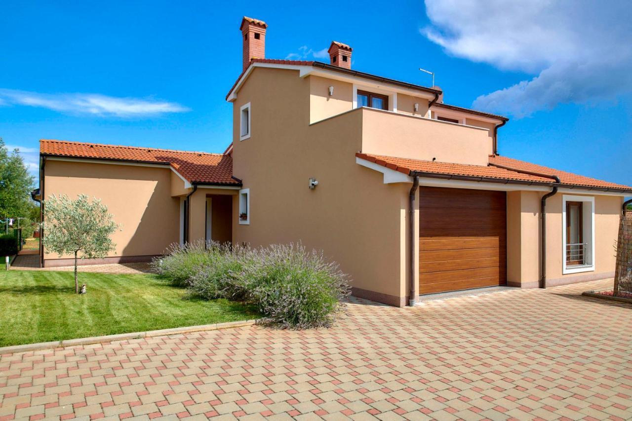 Villa Bartona For 8 Persons With Private Swimmingpool PUY 외부 사진